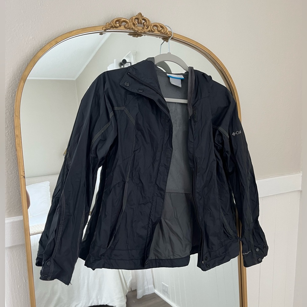 Columbia Rain Coat